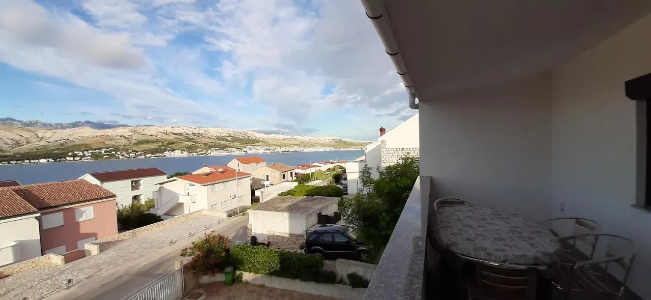 Apartmani Presecki Pag Town Apartmán