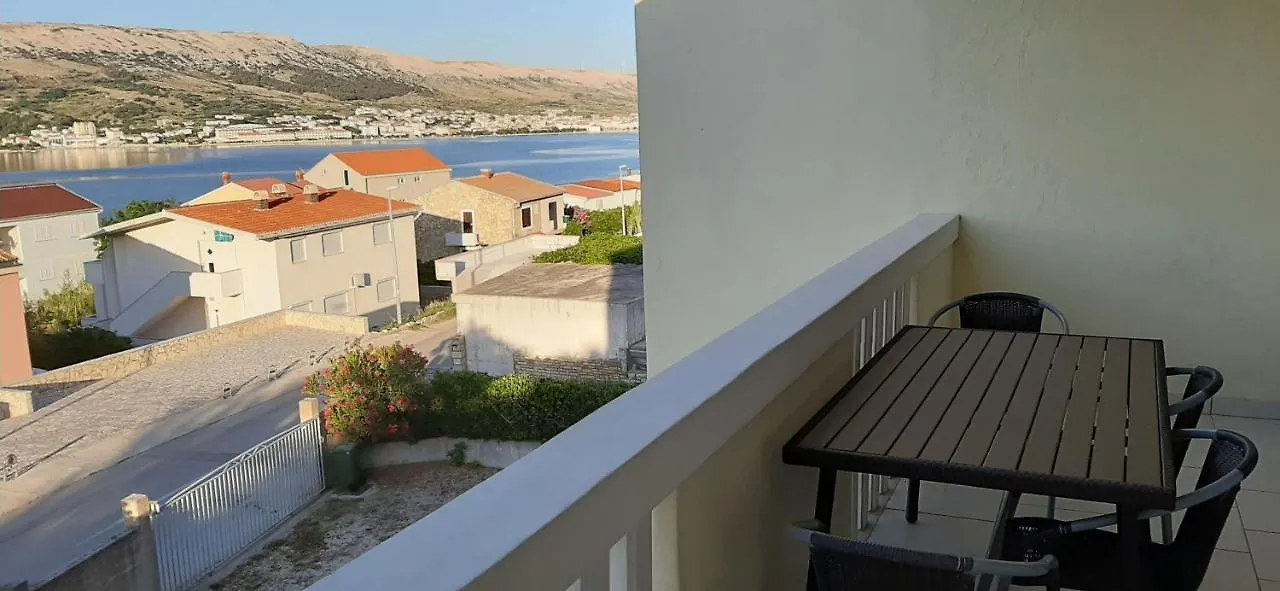 Apartmani Presecki Pag Town 0*,  Chorvatsko