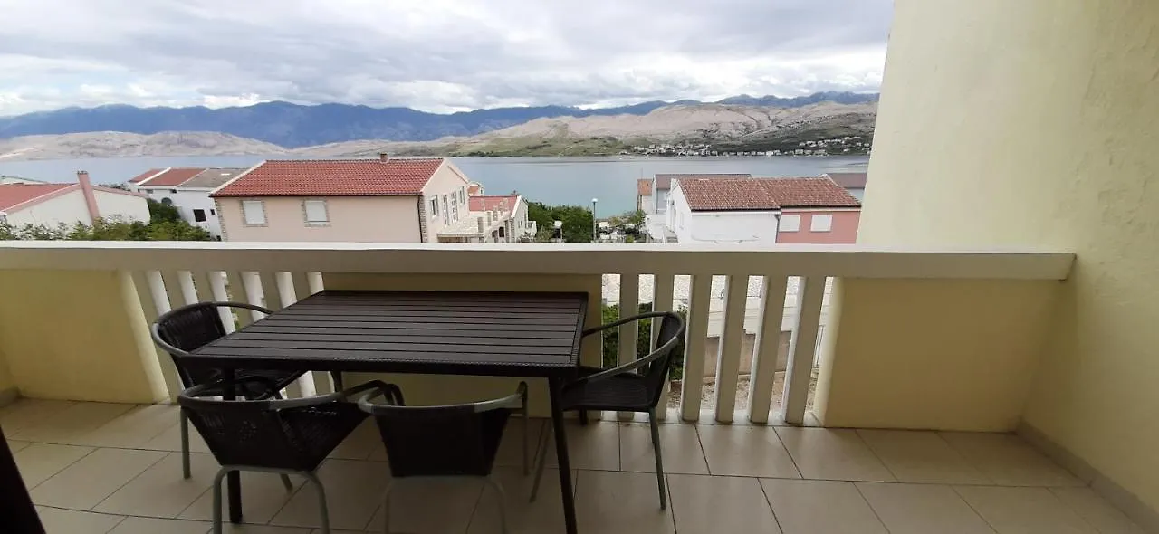 Apartmani Presecki Pag Town