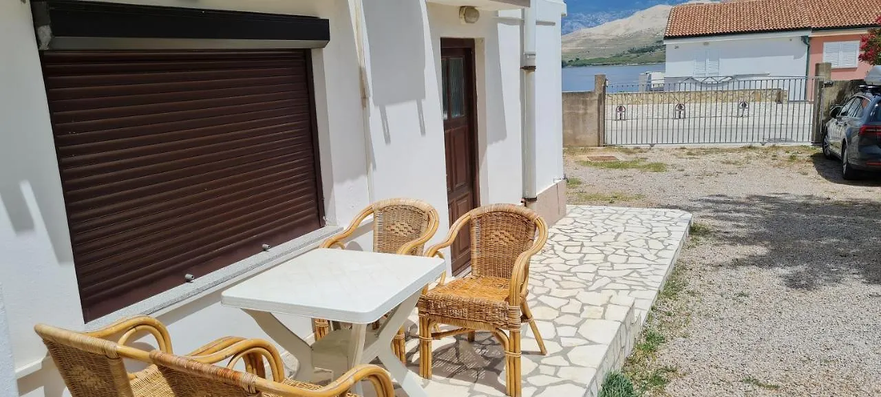 Apartmani Presecki Pag Town 0*,  Chorvatsko