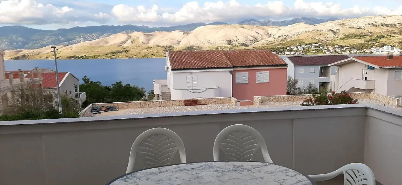 Apartmani Presecki Pag Town 0*,