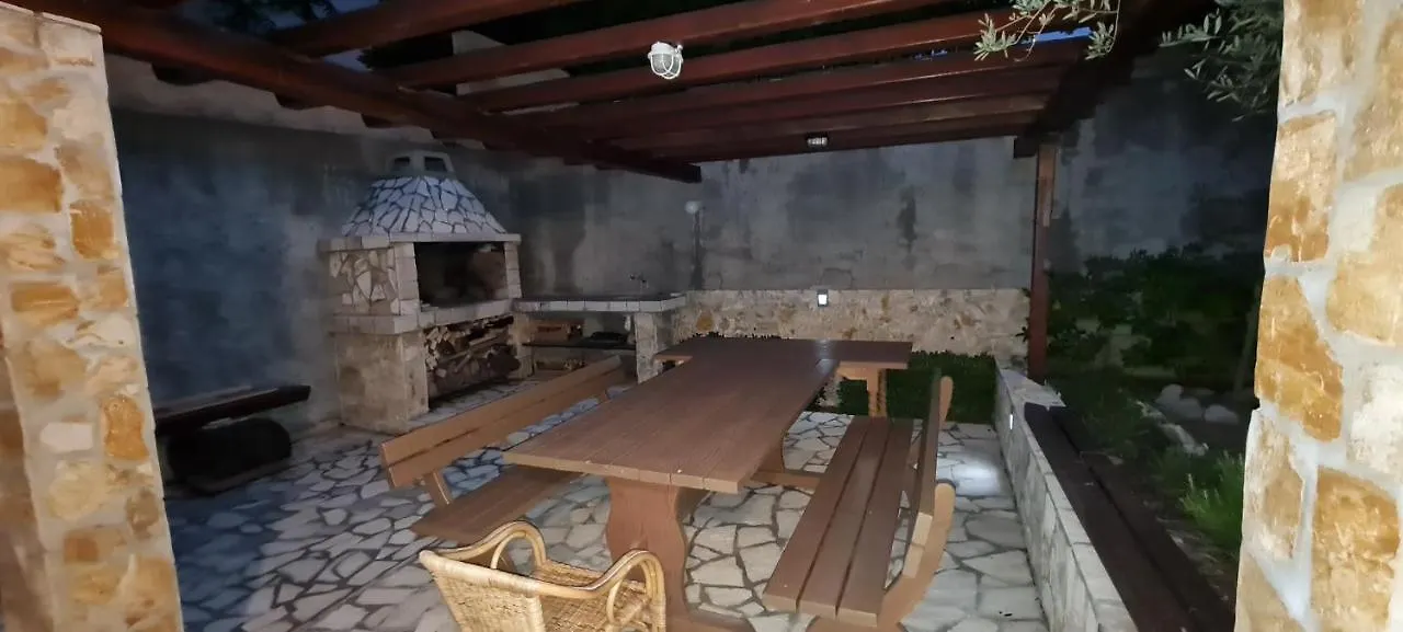 Apartmani Presecki Pag Town Apartment